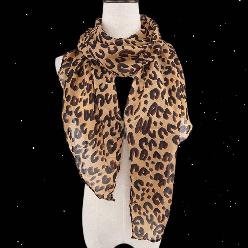 Lightweight Spring Leopard Print Scarf - Picture 2 of 5